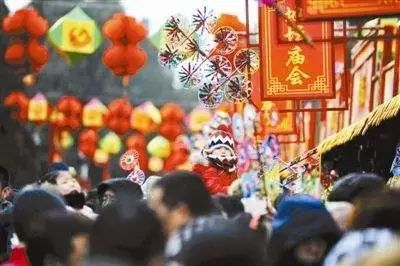 2月13日京城事儿全知道 摊位出租市场回暖，城市“烟火气”加速回归